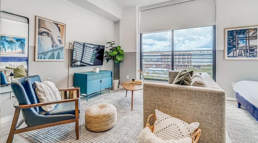 Sentral Studio Apt With Den In Wynwood Miami Bagian luar foto